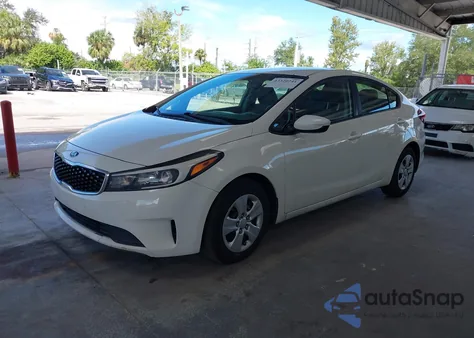 2018 Kia Forte Lx из США, поврежденный, VIN 3KPFK4A70JE284620